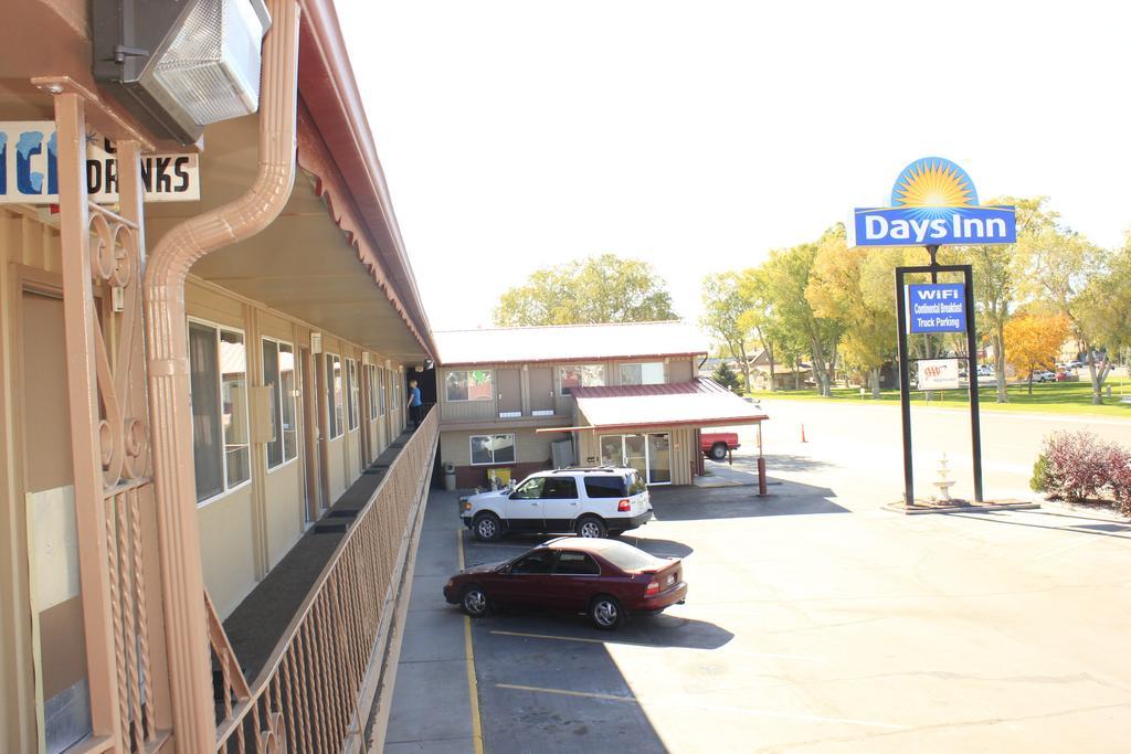 Days Inn By Wyndham אלקו מראה חיצוני תמונה
