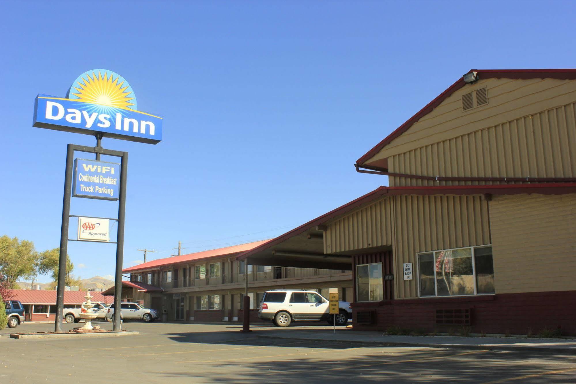Days Inn By Wyndham אלקו מראה חיצוני תמונה